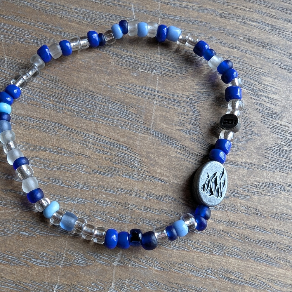 Lovely Blue Beaded Stretch Bracelet